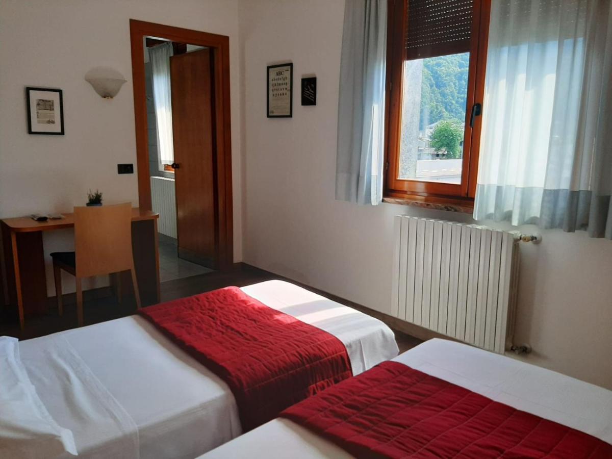 La Ruota Hotel Morbegno Buitenkant foto