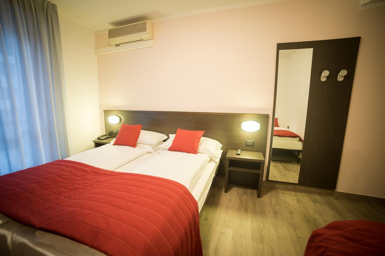 La Ruota Hotel Morbegno Buitenkant foto